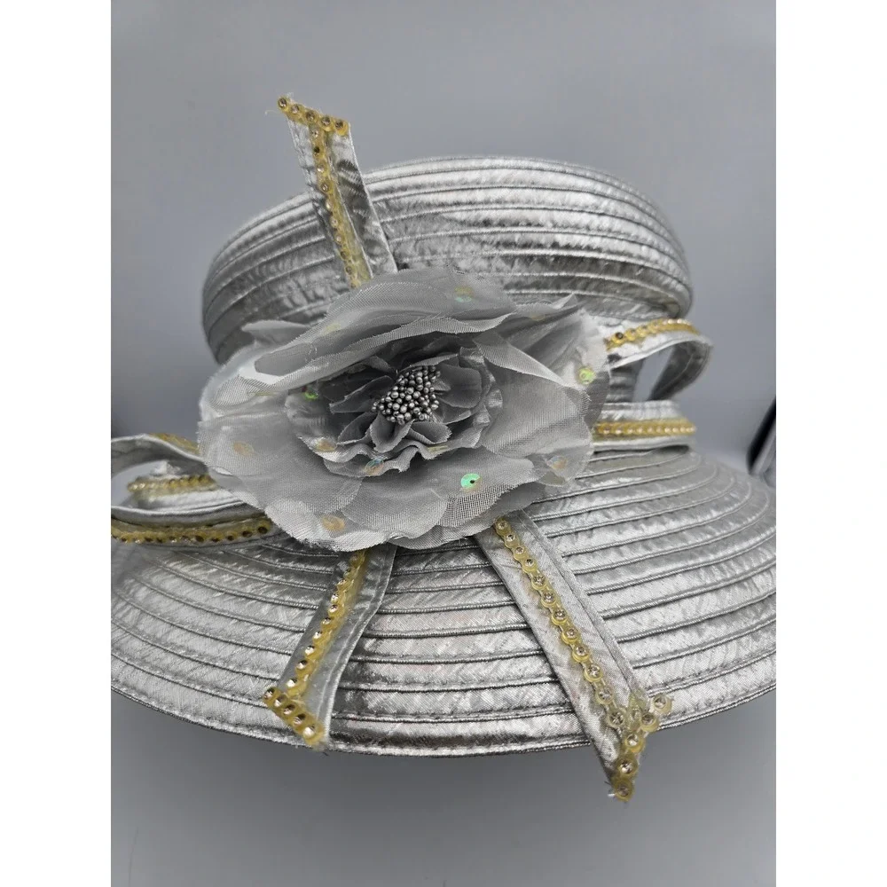 Unbranded Wide Brim Church Hat Women One‎ Size Silver Good Floral Sequin Trim